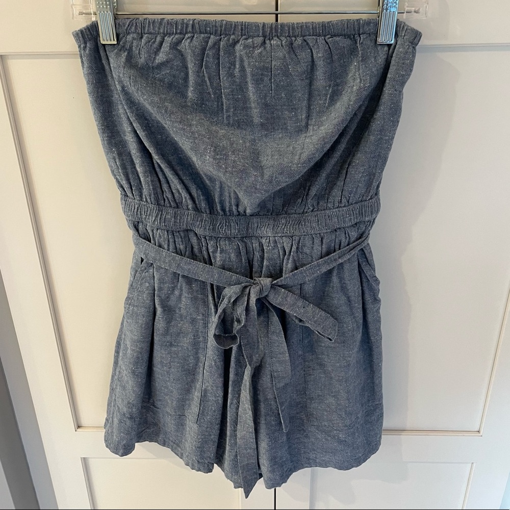 American Eagle blue strapless romper